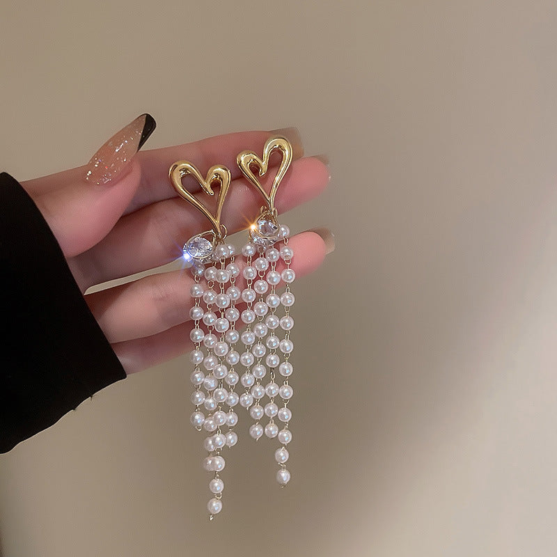 Fashion Long Earrings Light And Luxurious Temperament