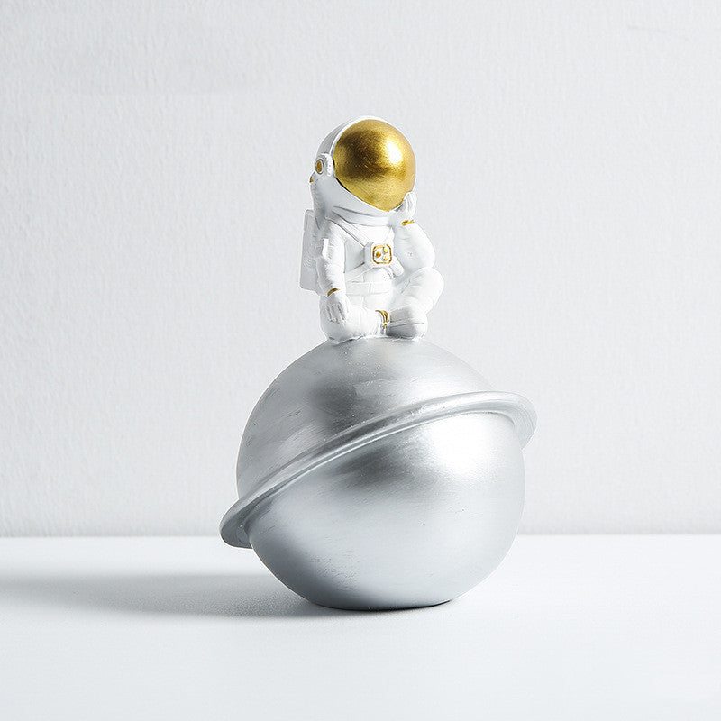 Astronaut Creative Children''s Room Bookcase Desktop Astronaut Clock Trinket Boy''s Bedroom Bedside Decoration