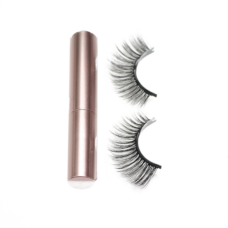 1 Pair Of Eyelash With Magnetic Eyeliner