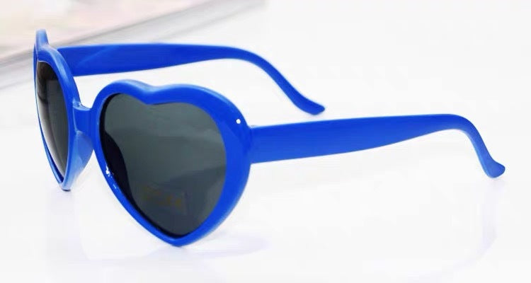 Heart-Shaped Lights Become Love Special Effects Glasses Sunglasses