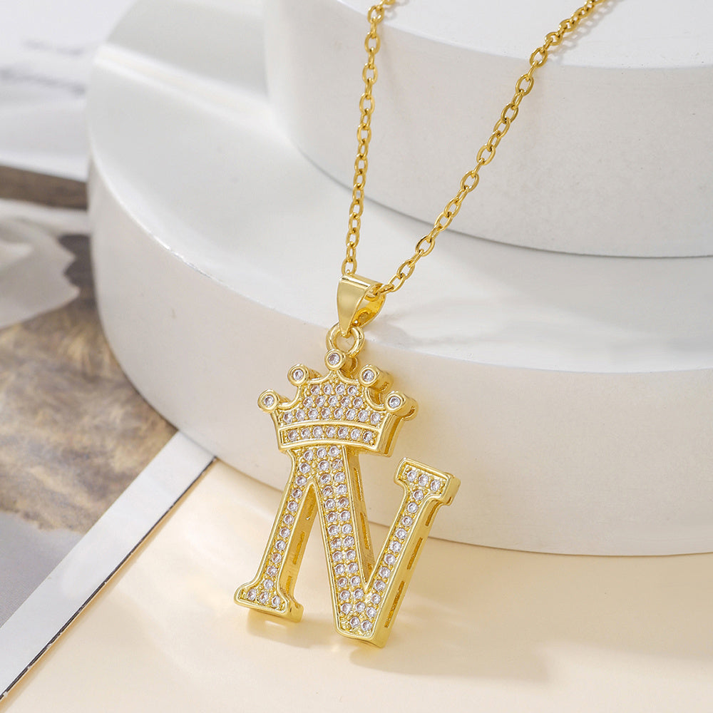 1PCS Fashionable Gold Diamond Crown Uppercase Letter Popular Pendant Necklace, Suitable For Daily Use, Festivals, Parties, Gifts Jewelry Set