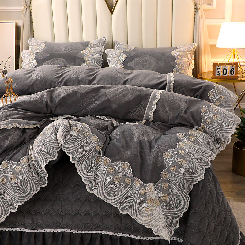 European Style Lace Warm Milk Velvet Four-Piece Coral Velvet