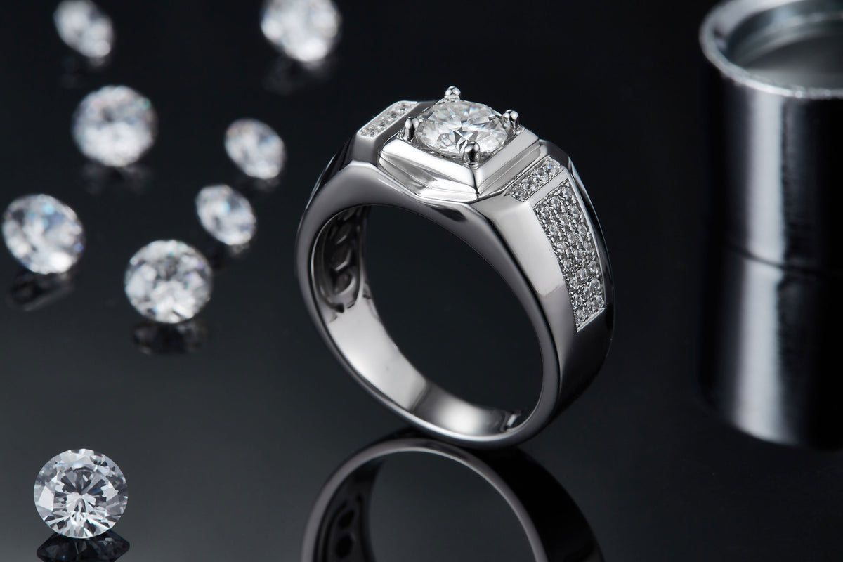 Men's 1-Carat Luxury And Fashionable Light Luxury Jewelry Silver Ring Set With Top-Quality Moissanite, S925 Silver-Plated Platinum