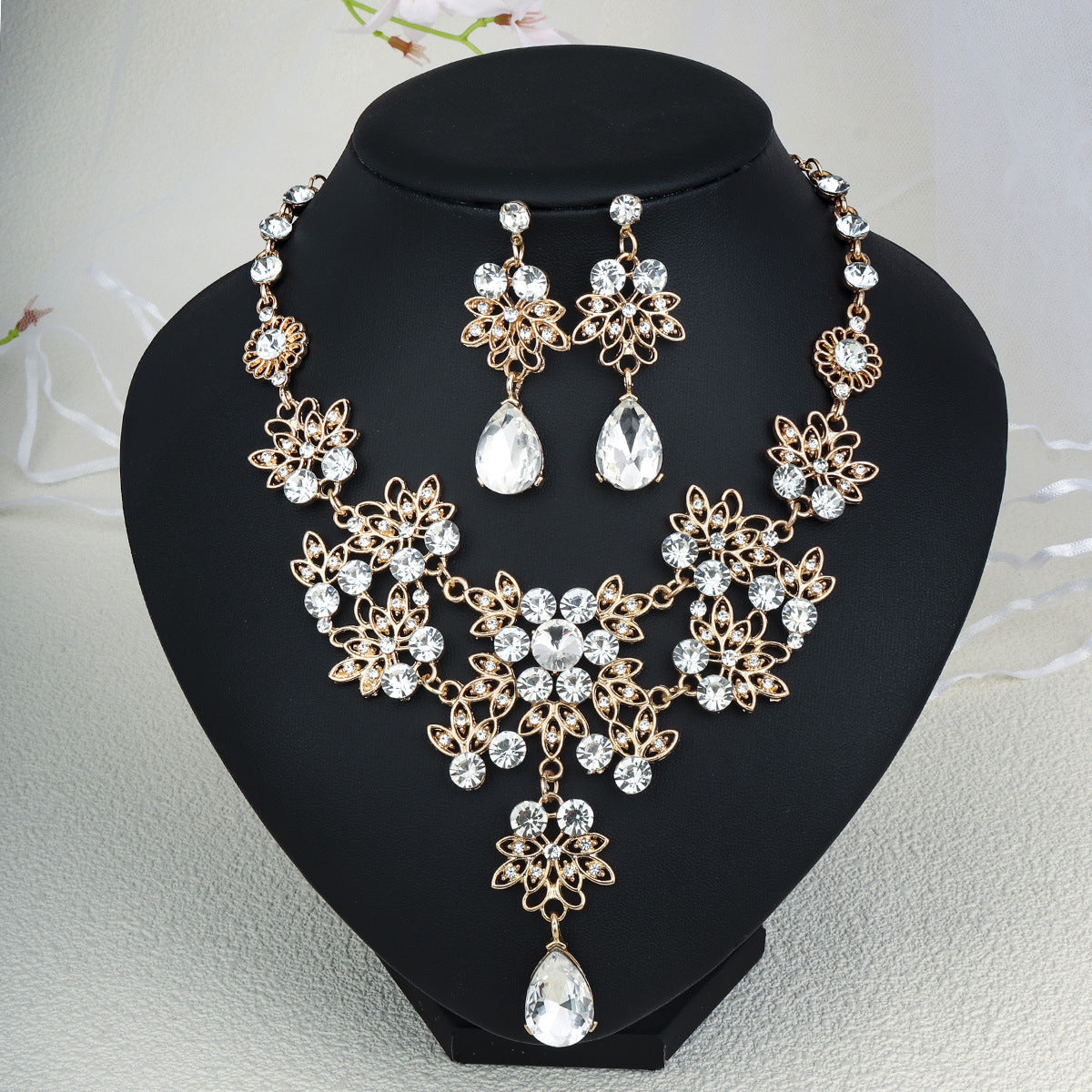 Rhinestone Pearl Earrings And Necklace Set Women