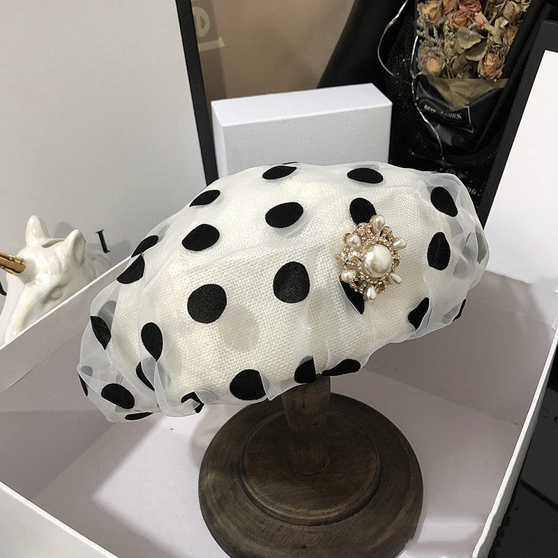 Hepburn Storm White Retro Brooch Versatile Beret
