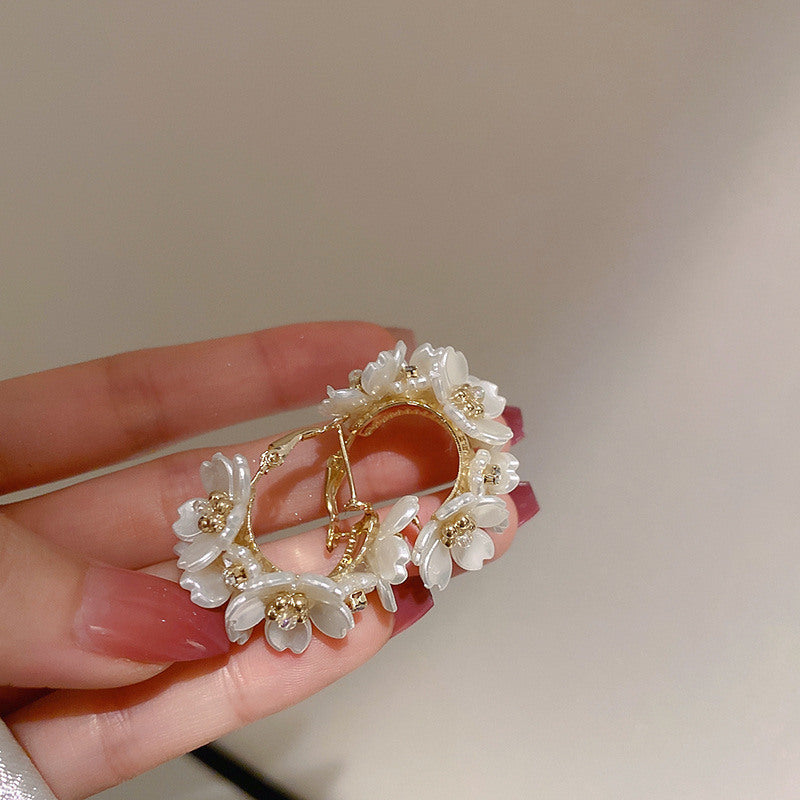 Sophisticated Luxury Floral EarringsExquisite