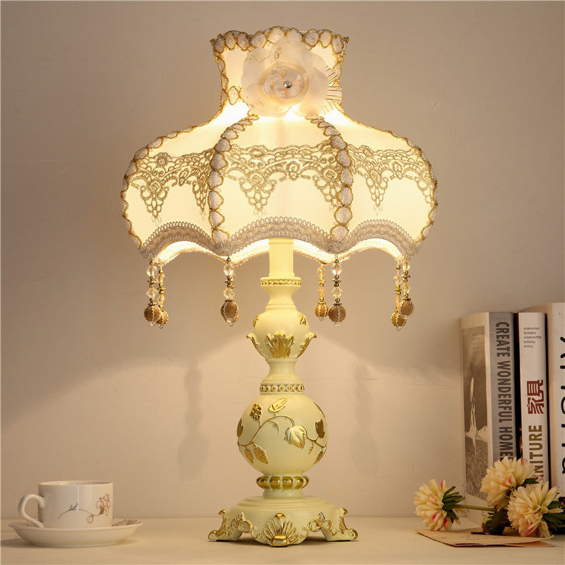 European-Style Romantic Warm Light Bedroom Table Lamp