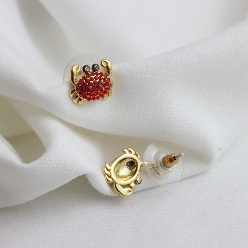 Red Diamond Like Asymmetric Small Crab Earrings