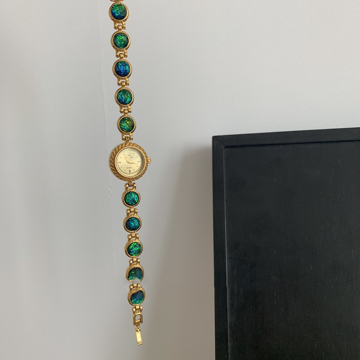 Niche Retro Women's Watch