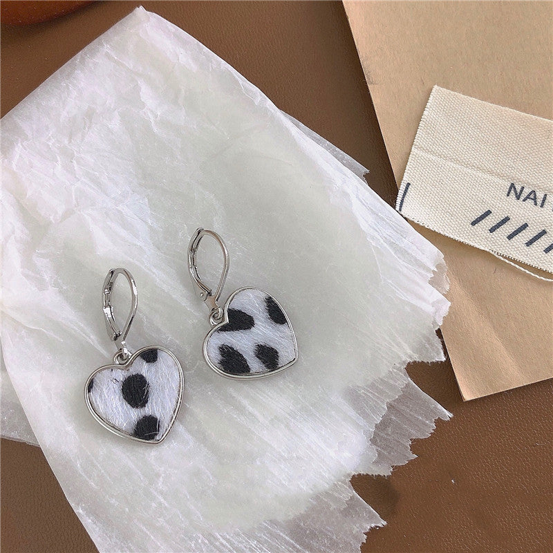 Autumn And Winter Cow Leopard Print Love Earrings