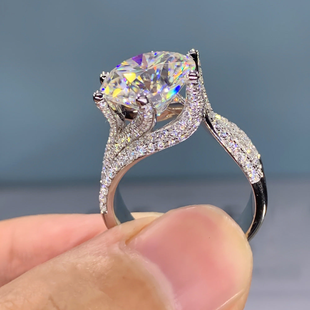 5 Karat Moissanite Six-Claw Luxurious Cluster Female