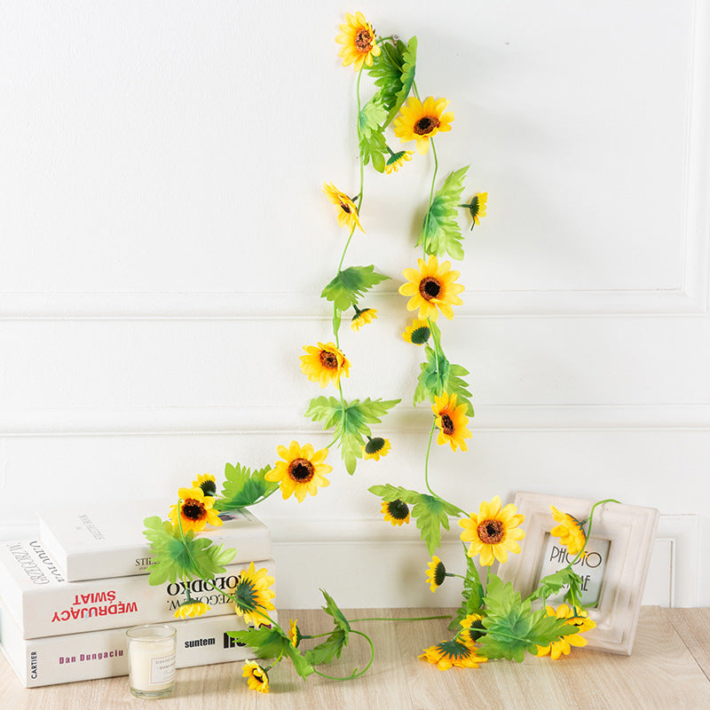 Fake Silk Sunflower Decoration with Green Leaves