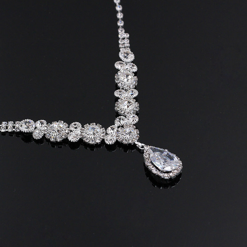Europe and America Popular Sets of Chain Drops Sparkling, Luxury Zircon Necklace, Earrings 2 sets of Beautiful Bridal Suite