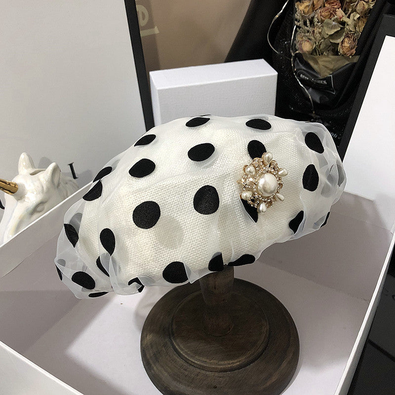 Hepburn Storm White Retro Brooch Versatile Beret
