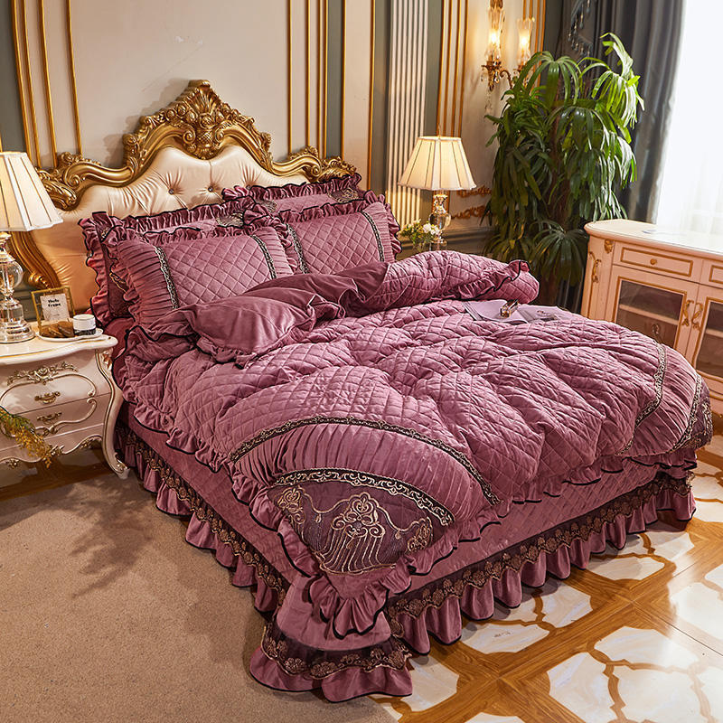 European Style Lace Warm Milk Velvet Four-Piece Coral Velvet
