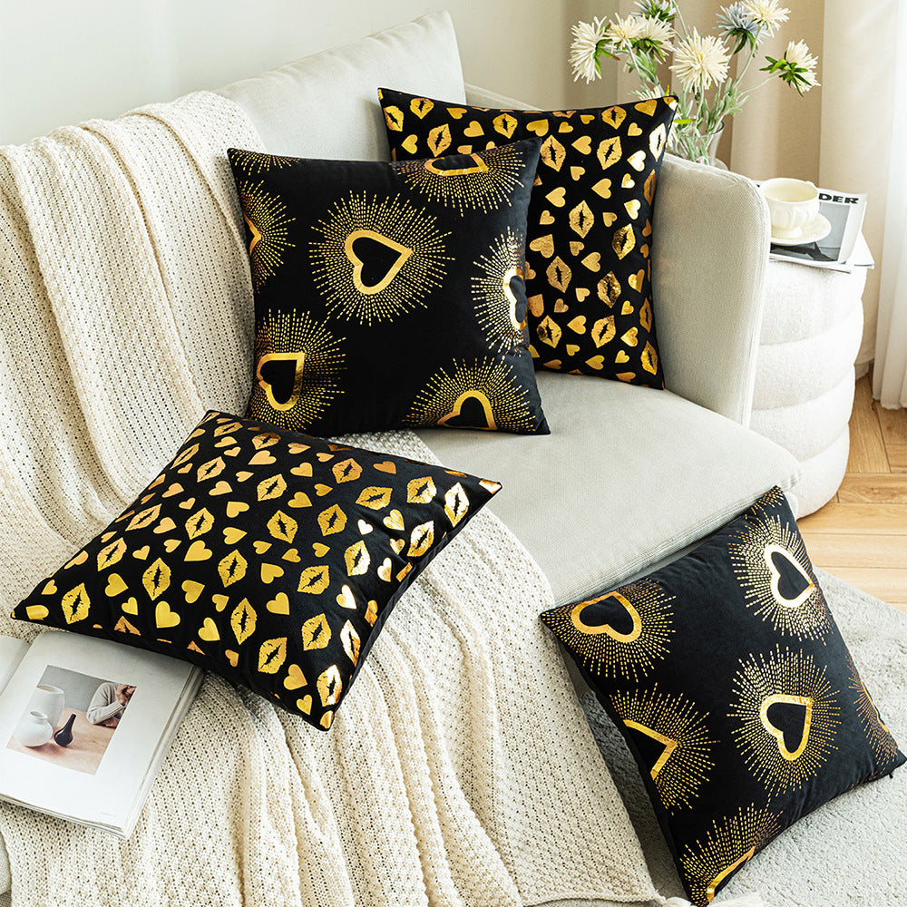 Fashion Black Velvet Printed Pillow