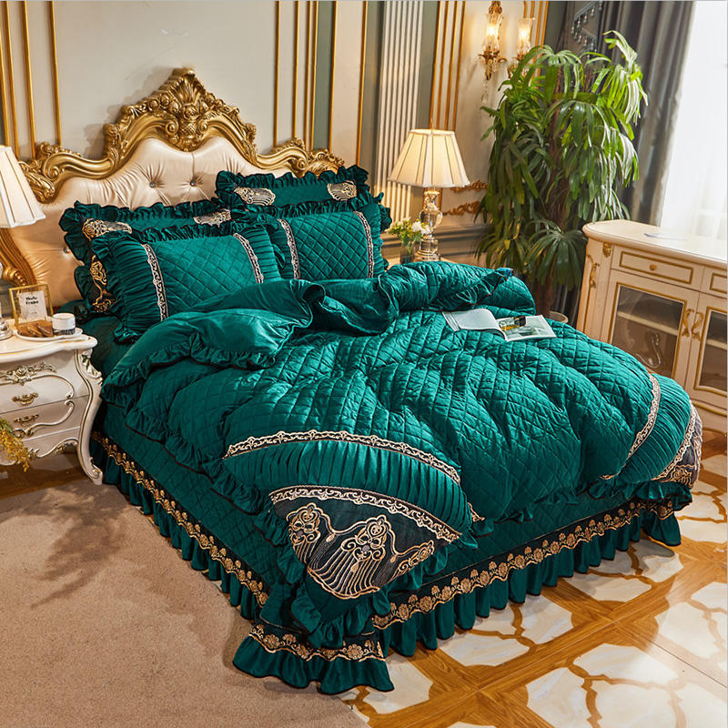 European Style Lace Warm Milk Velvet Four-Piece Coral Velvet