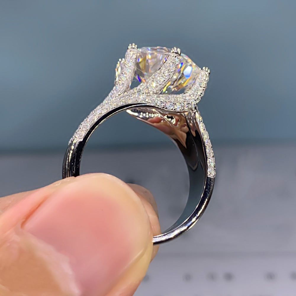 5 Karat Moissanite Six-Claw Luxurious Cluster Female