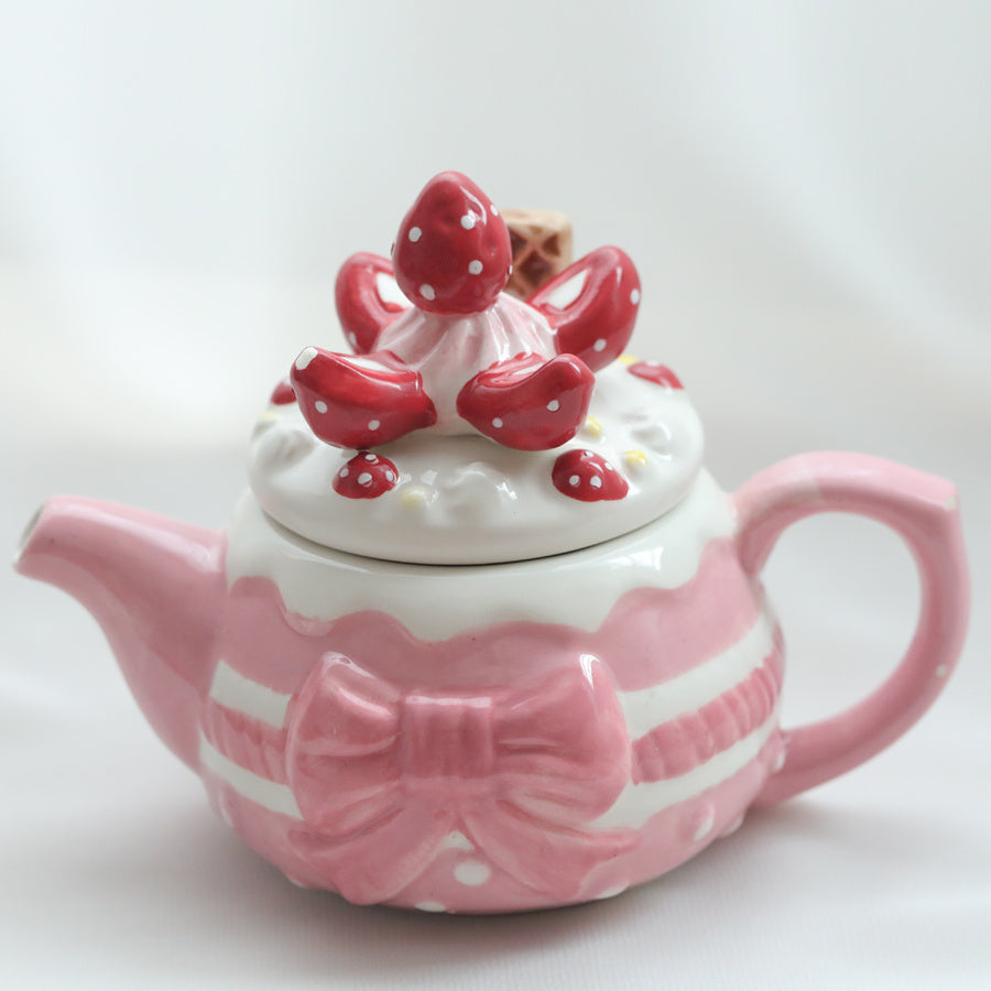 Ceramic Strawberry Mug With Lid