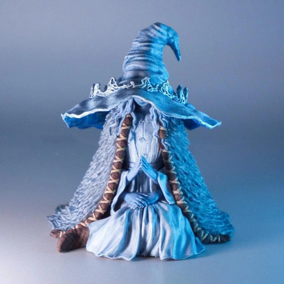 Smurf Saint Bow Witch Four Hands Ice Witch Tree