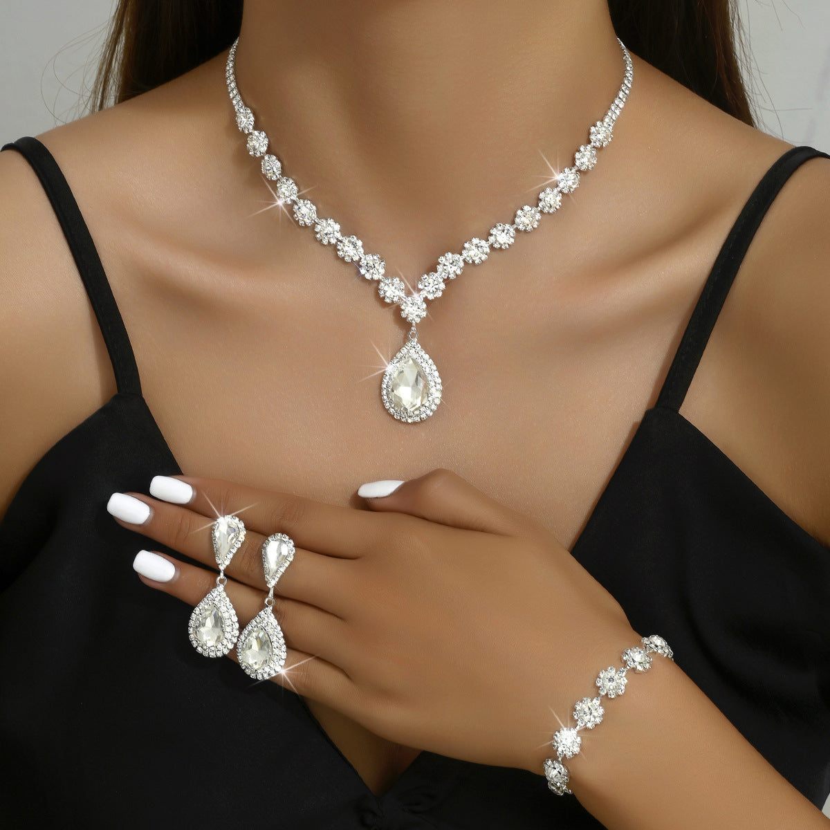 Fashion Jewelry Bridal Jewelry Suit Necklace Ear Stud Bracelet Three-Piece Set