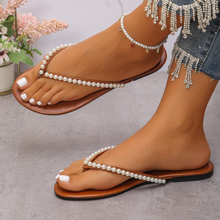 Flat Bottom Flip-flops Flip-flops Women's Summer Wear 2025 New Fairy Style Pearl Soft Bottom Non-slip Beach Slippers