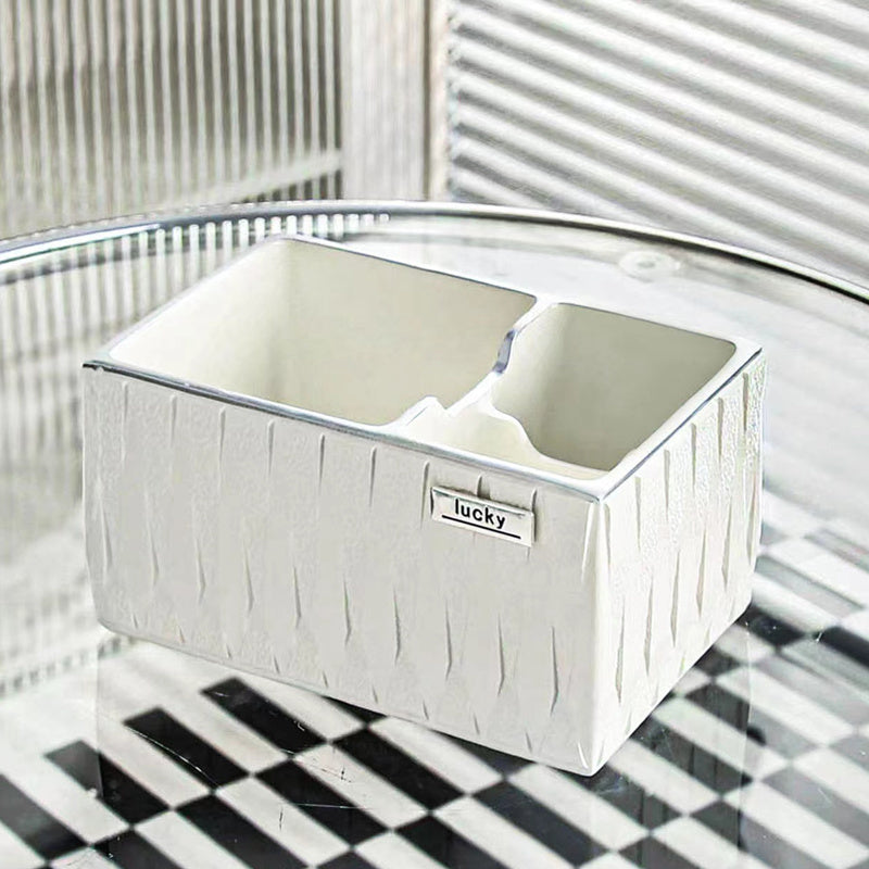 Anti-fly Ash Of Office Light And Luxurious Personality Ashtray